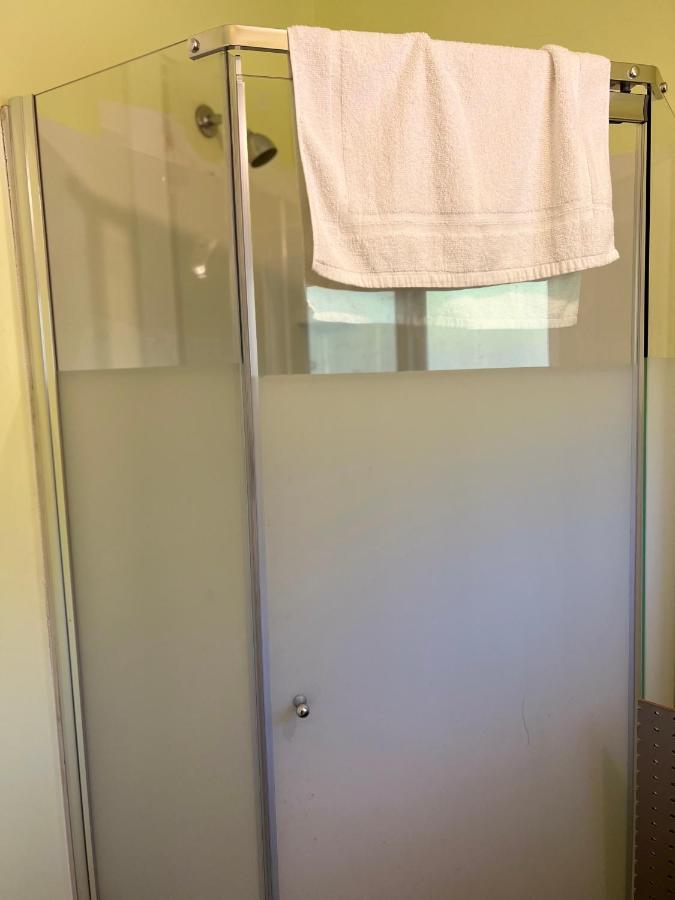 Lake Errock Motel Harrison Mills Ngoại thất bức ảnh